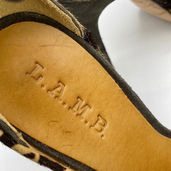 New L.A.M.B. Pounce Leopard Print Calf Hair Asymmetrical D'orsay Platform Pump 7 - Picture 11 of 14